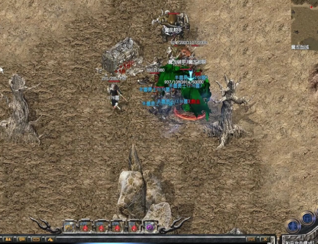 <b>先呼唤神兽吸引仇恨再对BOSS施毒坚持间隔用灵魂火符输出</b>